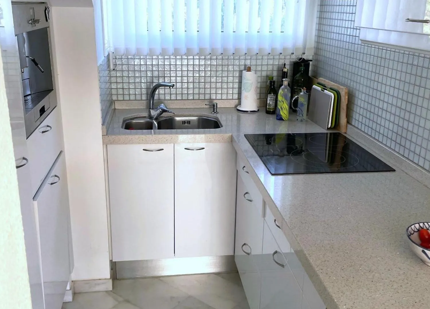 E04 Jardines 1 - Apartment Sitio de Calahonda スペイン